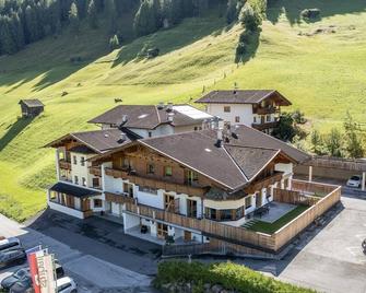 Apartment in Neustift near Ski Lift - Neustift im Stubaital - Gebouw