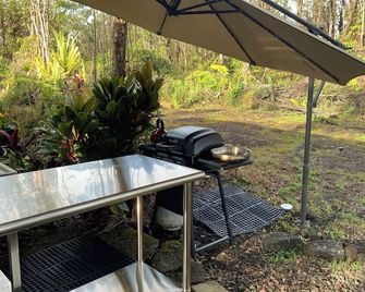 Majestic Banya tree cabin - Mountain View - Patio