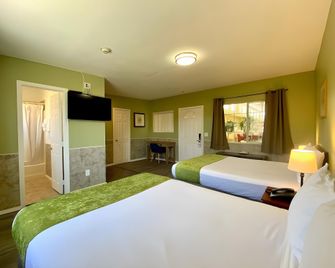 Europa Inn & Suites - Desert Hot Springs - Schlafzimmer