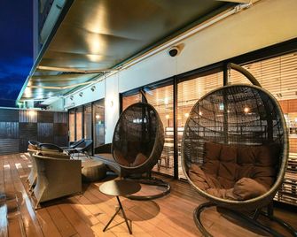 Super Hotel Utsunomiya - Ucunomija - Terasa