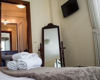 Hotel Real - ซานติกาโก เด กอมปอสเตลา