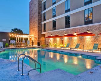 Home2 Suites by Hilton Beaufort - Beaufort - Pool