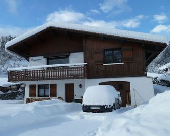 Wood interior studio overlooking Mont Blanc - Combloux - Gebäude