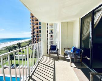 SunSwept 505 by ALBVR - Beachfront condo at a great location! - Orange Beach - Balkon