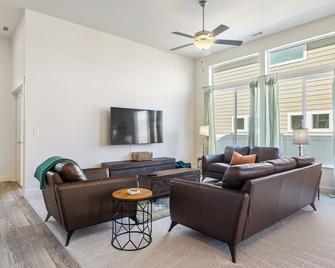 Rustic Retreat - Hermiston - Obývací pokoj