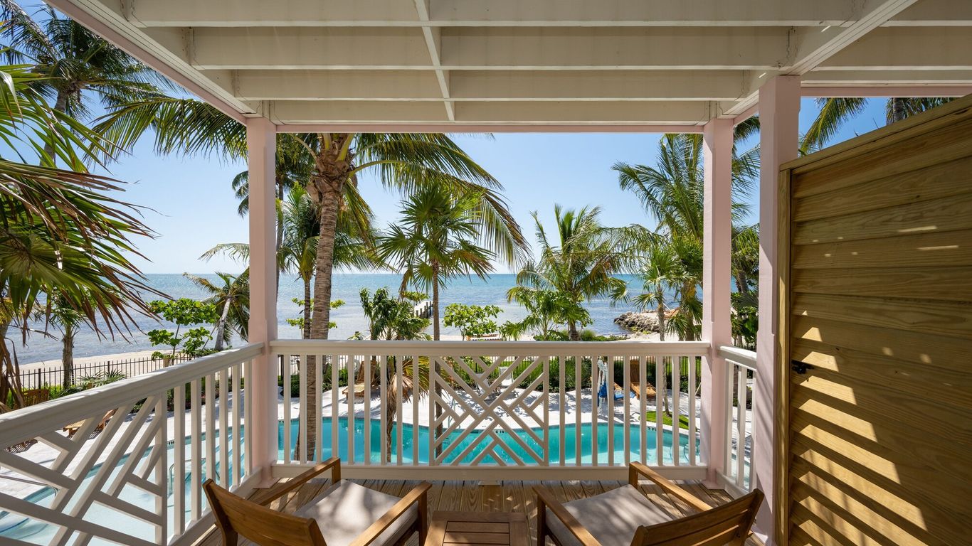 Grassy Flats Resort & Beach Club