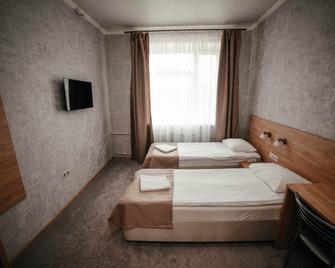 Mini Hotel on Saydasheva - Kazan - Bedroom