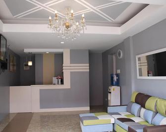 Rusville Hotel & Residences - Naga City - Front desk