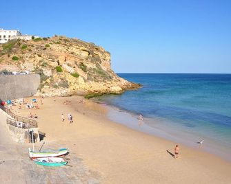 Sun-Flooded Apartment In Burgau Near Beach & Golf Wifi - Vila do Bispo - Strand