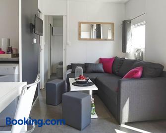 Kanopée Village - Campground - Massieux - Living room