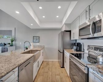 Intercoastal Beach Suite - Clearwater - Cocina