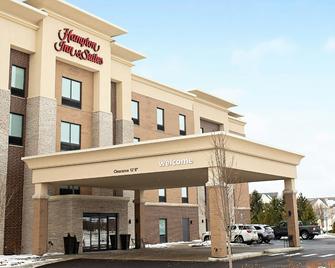 Hampton Inn and Suites Dundee - Dundee - Building