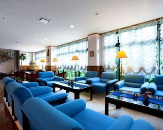 Ukiha - Hita - Salon