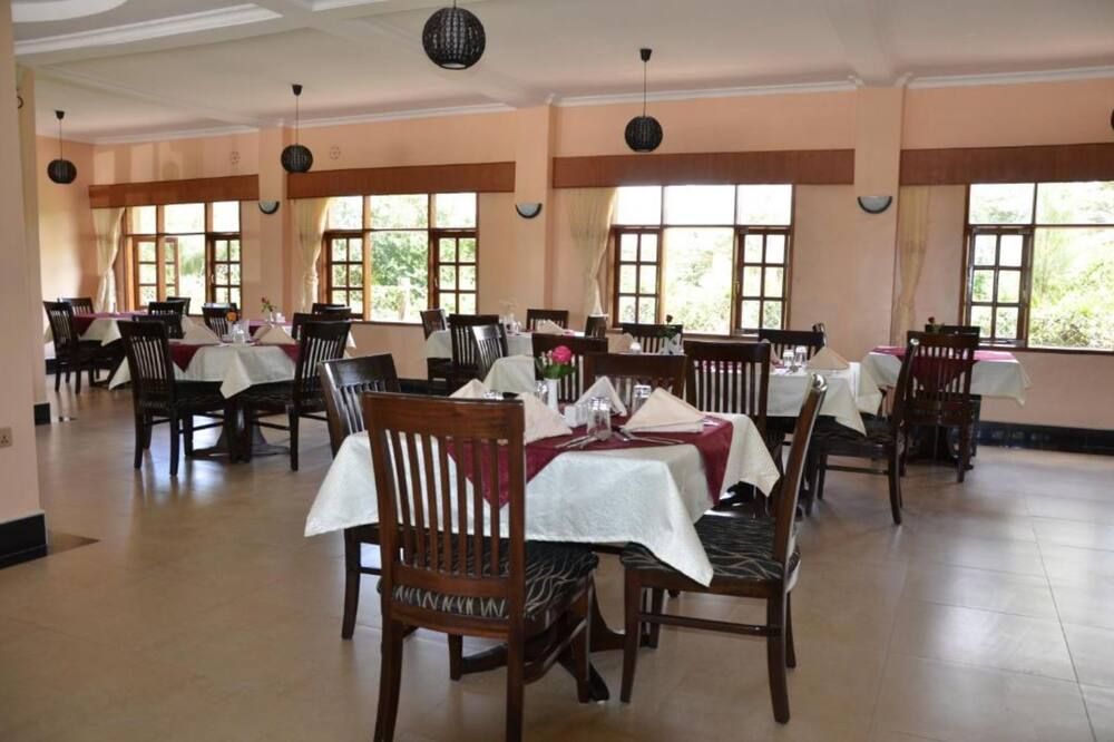Chambai Safari Hotel - Naivasha - Restaurant