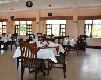 Chambai Safari Hotel - Naivasha - Restaurant