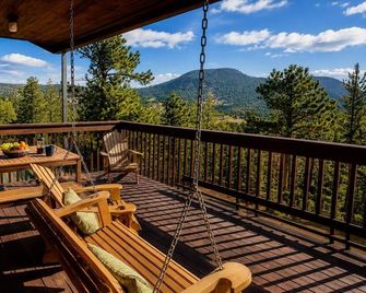 Sundance & Rmnp Escape Backing National Forest - Lyons - Balcón