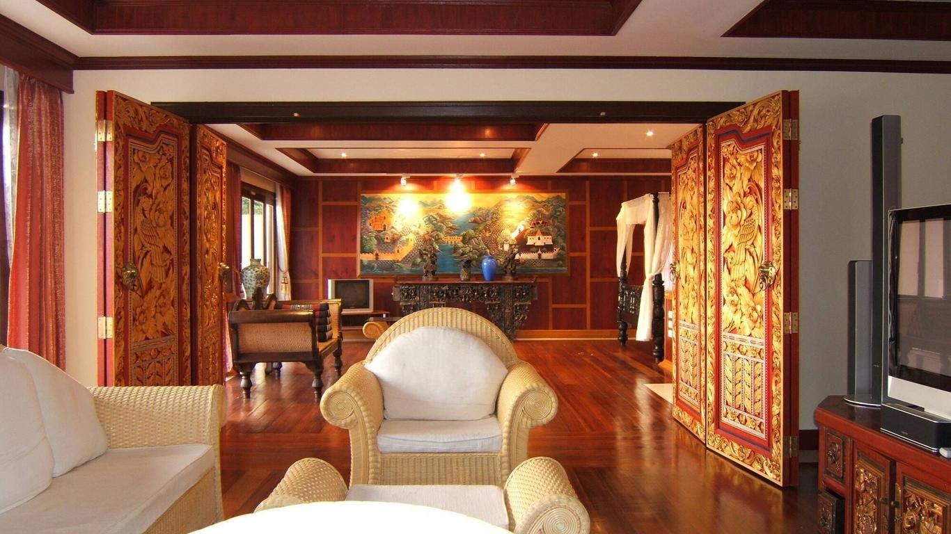 프린스 에드워드 씨뷰 아파트먼트 푸켓