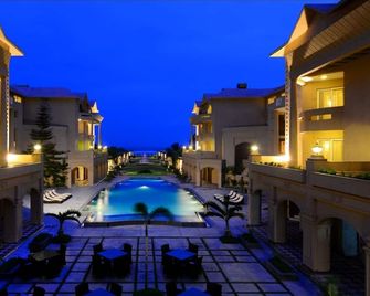 The Chariot Resort & Spa - Purî - Piscine