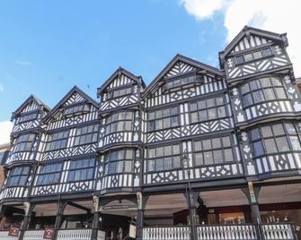 Cook's Flat - Wrexham - Building