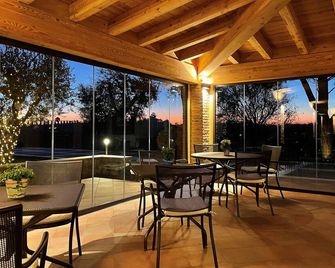 Borgo Romantico Green Relais - Cavaion Veronese - Terasa