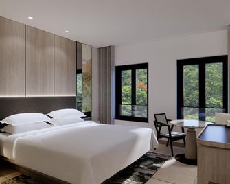 Padma Hotel Bandung - Bandung - Yatak Odası