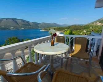 Blue Bay Apartments - Sivota - Balcony