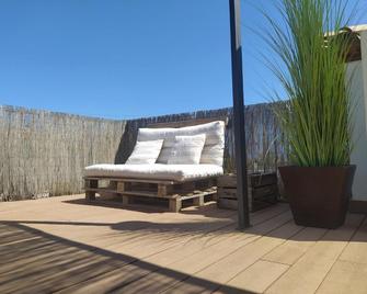 Apartamento en casa de campo cerca de la playa - Pals - Patio