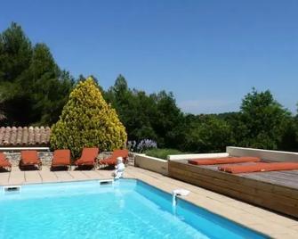 Le Chant du Coeur - Roussillon - Piscina