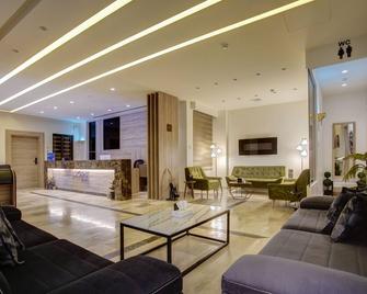 Luciana Hotel By Bratus - Aqaba - Lobby