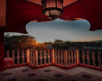 Sheik Hotel - Hang Dong - Balkon
