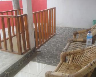 Syifa Homestay - Pemenang - Sala de estar
