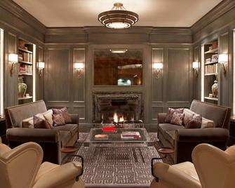 The St. Regis Aspen Resort - Aspen - Lounge