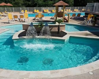 Camping Parc Bellevue - Cannes - Piscina