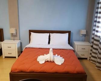 Ke Yuns Inn - General Luna - Bedroom
