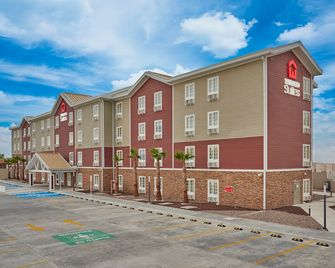 Extended Suites Mexicali Catavina - Mexicali - Building