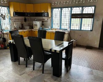 OYO Home 90725 Harmony Silk - Kulim - Kitchen