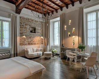 Gombit Hotel Bergamo - ברגאמו - חדר שינה