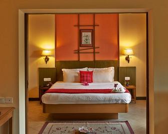 Club Mahindra Binsar Valley - Binsar - Bedroom