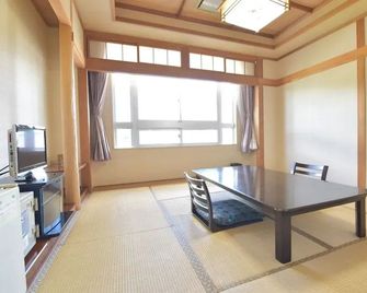 Bunano Sato Shirakamikan - Nishimeya