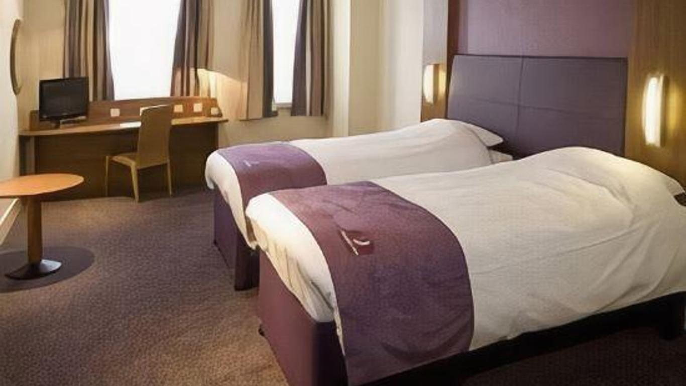 Premier Inn Luton Airport