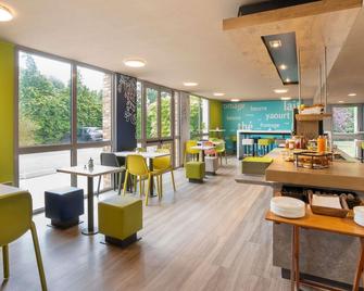 ibis budget Rennes Chantepie - hôtel rénové - Шантпі - Їдальня