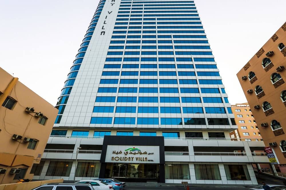 Harbour Suites Hotel