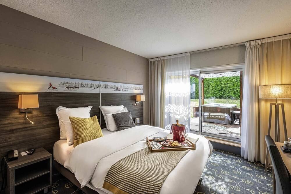 Hôtel Mercure Annecy Sud - אנסי