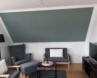 Ferienhaus am Poggensee - Bad Oldesloe - Wohnzimmer