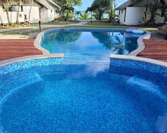 Tamanu Beach - Aitutaki - Pool