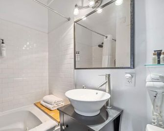 Suite 1- Not Pet Friendly - Lake Placid