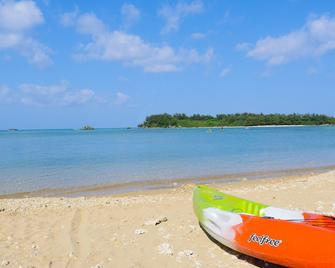 Grandioso Okinawa Pool Villa Onna 4 - Onna - Strand