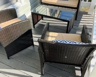 Newly Renovated 2 Bedroom - A Seasoned Superhost - Durham