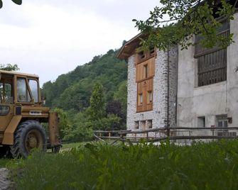 Agricampeggio Ai Gaggi - Пелліццано