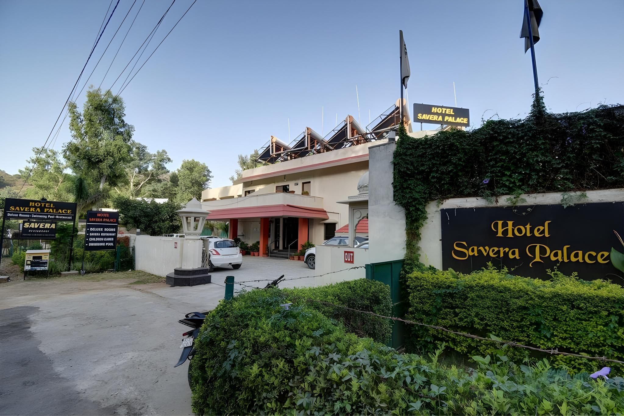 Hotel Savera Palace